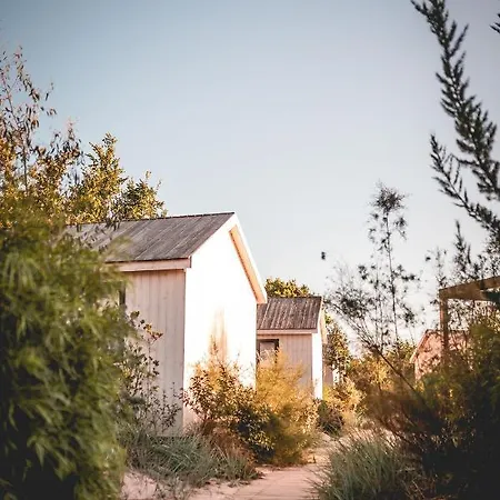 Campsite Le Phare 4*