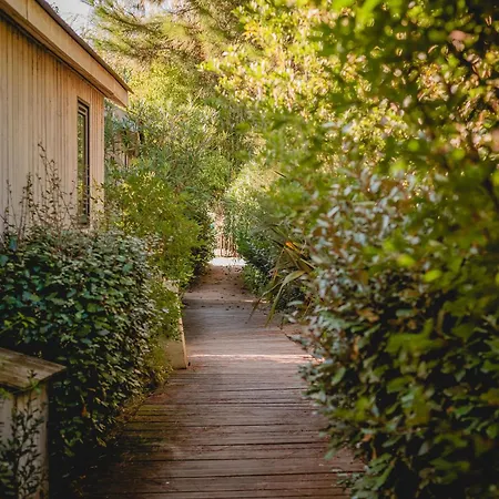 Le Phare Les Portes-en-Re