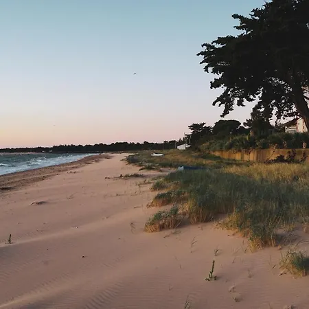 Κάμπινγκ Le Phare 4*